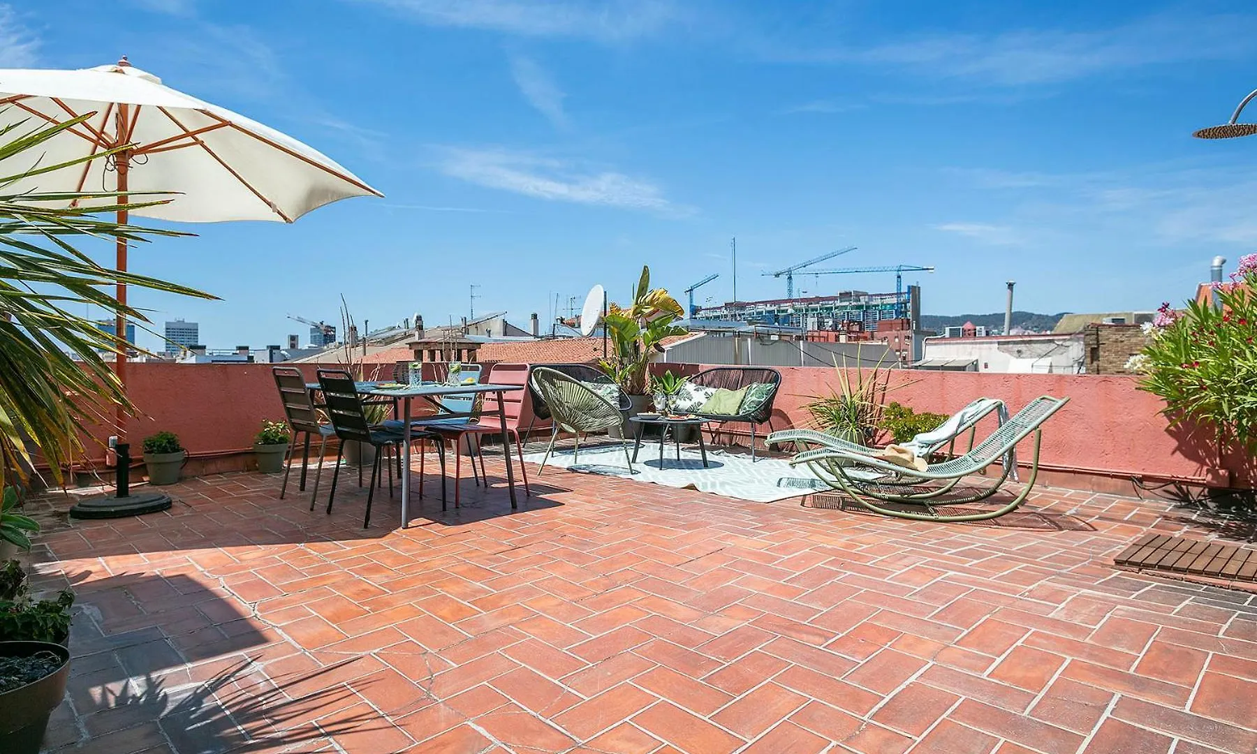 Glam Penthouse Barcelona Apartment